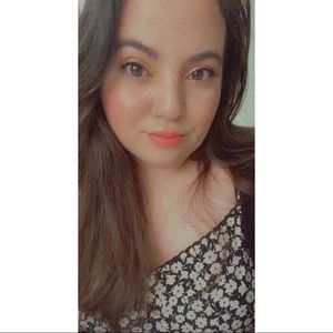 Meet your Posher, Jasmine